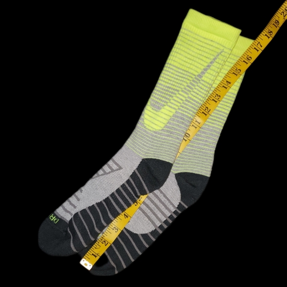 Nike Neon Dri-Fit Socks Like New - Picture 6 of 6